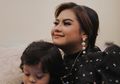 Balas Nyinyiran Netizen dengan Kalimat Menohok, Penyanyi Ini Meradang Saat Anaknya Dibilang Punya Hidung Pesek: Yang Penting Bisa Buat Napas