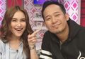 Ngaku Sebagai Penyanyi Nomor 1 di Dunia, Ayu Ting Ting Disentil Denny Cagur, Sang Komedian: Job Lu Kebanyakan Ngelawak