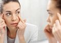 Apa Benar Menghilangkan Kantung Mata Bisa Efektif Hanya dengan Filler Bukan Rutin Pakai Skincare? Ini Kata Dermatolog!