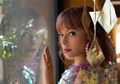 Lenka Kembali Groovy Lewat Single dan Video Musik Baru 'Ivory Tower'