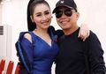 Ucapannya Dinilai 'Body Shaming' Saat Bela Ayu Ting Ting yang Disebut Plagiat Gaya Busana Nagita Slavina, Ayah Rozak Akhirnya Kembali Buka Suara: Anjing Menggonggong Kapilah Berlalu!