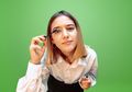 Viral di TikTok! Ini Teknik Terbaru Pakai Maskara Agar Bulu Mata Lebih Lentik dan Tebal, Wajib Coba Nih!