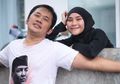 Hanung Bramantyo Ikut Positif Corona, Zaskia Mecca Sebutkan Ciri-ciri Covid-19 Cukup dari Raut Wajah: 'Mukanya Persis Sybil & Kala di Hari Pertam