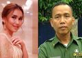 Ikut Nikmati Kekayaan Ayu Ting Ting, Abdul Rozak Pamer Pakai Cincin Emas di 8 Jari Tangannya di Depan Kamera