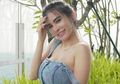 Kini Jadi Pemersatu Bangsa Hingga Pejabat Antri Menawarinya Jadi Istri Kedua, Siapa Sangka Presenter Seksi Maria Vania Pernah Merasakan Hidup Susah, Cuma Dijatah 10 Ribu Oleh Keluarga