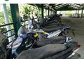 Viral Foto Sepeda Motor Terparkir Lama hingga Berdebu di Bandara Ngurah Rai Bali, Punya Siapa Ya Kira-kira?