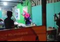 Viral Video Satpol PP Angkut Kursi hingga Sirami Warung Makan dengan Air Saat PPKM Darurat, Netizen: Ya Allah Kasiannya Jualan Orang