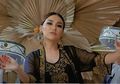 Ramalan Artis 2021, Ahli Tarot Bongkar Tabiat Buruk Ayu Ting Ting yang Bikin Para Pria Mundur: Lawan Jenis yang Deket Suka Bingung