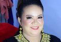 Tinggal di Hunian dengan Toilet Bak Tempat Duduk Raja, Siapa Sangka Begini Isi Rumah Penyanyi yang Jadi Bulan-bulanan Netizen Usai Nyinyirin Pernikahan Lesti Kejora