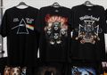 Orang yang Pake Kaos Band tau 10 Lagu dari Idolanya, Kalo Fans Kpop Tau 16 Lagu