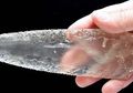 Temuan Belati Kristal di Makam Kuno, Dianggap Punya Kekuatan Magis