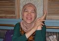 Sang Empunya Bikin Geger Lantaran Terbaring Sakit, Rumah Gadang Milik Dorce Gamalama Terpasang Tulisan Dijual
