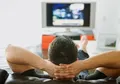 4 Cara Tentukan Jarak Ideal Menonton TV, Aturan 20-20-20 Apa Artinya?