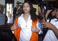 Berlibur ke Bali, Turis Asing Ini Malah Bersekongkol dengan Pacarnya untuk Habisi Nyawa Ibunya Sendiri dan Tempatkan Jasadnya di Koper yang Ditinggal di Dalam Taksi, Begini Nasibnya Sekarang