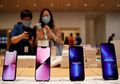 Wow! Kalahkan Samsung, Apple Rajai Pasar Smartphone di Dunia