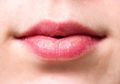 Ngapain Pakai Produk Mahal? Hanya Butuh Waktu 5 Menit Sederet Bahan Alami Ini Bisa Atasi Bibir Kering dan Pecah-pecah Jadi Lebih Lembap
