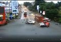 CCTV Kecelakaan Maut Balikpapan Jadi Tren di Twitter, Ngeri!