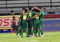 Duel Panas Persebaya Vs Arema Memakan Korban, Anak Asuh Shin Tae-yong Tumbalnya!