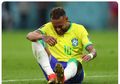 Usai Dibekap Cedera Ankle, Pelatih Brasil Menyesal Membiarkan Neymar Kesakitan
