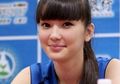 Gaya Tampilan Sederhana Sabina Altynbekova, Si Pevoli Cantik yang Tiba-tiba Menikah dengan Pria Misterius