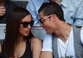 Putus dari Cristiano Ronaldo, Irina Shayk Jadi Model Bikini Paling Berpengaruh di Dunia