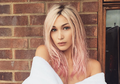 Cari Tahu Warna Rambut Pastel yang Paling Cocok dengan Warna Kulit Kita!