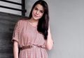 Tak Hanya Gendong Sang Buah Hati, Pesinetron Cantik Alice Norin Juga Gendong Tas Harga Selangit, Seperti Apa nih?