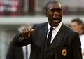 Milan Sikat La Viola, Senyum Seedrof Balik Lagi