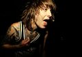Gitaris Asking Alexandria Benci 30 Seconds To Mars