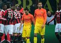 Tandang ke Camp Nou, Milan Siap 'Gembok' Pertahanan