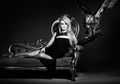 LIGHTS cover lagu Drake, 'Hold On, We're Going Home'
