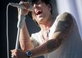 Pedofil, Vokalis Lostprophets Akui Perkosa Bayi 11 Bulan