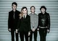 Echosmith Bawakan Let's Love Secara Akustik