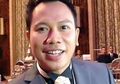 When Miley Cyrus Meets Vicky Prasetyo