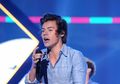 Harry Styles Sesali Tarian "Twerk"?