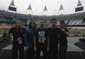 Arctic Monkeys Mengenang Penampilannya di Upacara Olimpiade Setahun Lalu