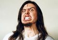 Main Drum 24 Jam Penuh, Andrew W.K Pecahkan Rekor Dunia