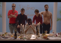 Pesta Bareng Vampire Weekend di Video Klip "Diane Young"