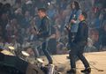Arctic Monkeys Tampil Membawakan Lagu Baru