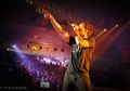 Simple Plan Lepas Video Klip "Summer Paradise" (Feat. Taka "One OK Rock")