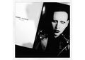 Marilyn Manson Jadi Model