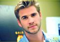 Liam Hemsworth Nggak Suka Sifat Liar Miley
