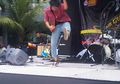 Bujeng dan Kemal, King of Air Guitar Fighter