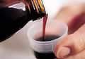 Cowok Bisa Menumbuhkan Payudara?! Ini Nih 3 Efek Samping dari Obat Paling Aneh!