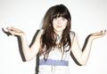 Zooey Deschanel Dapat Sesuatu Dari Barack Obama