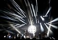 Kasabian Beri Penghormatan Kepada Neil Armstrong