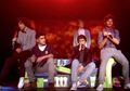 Liam dan Niall 'One Direction' DIkeroyok Fans