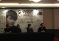 Greyson Chance Terima Piagam Platinum