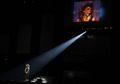 Walaupun Dirundung Duka, Grammy Awards 2012 Tampil Meriah