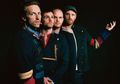 Video Terbaru Coldplay Full Neon Light